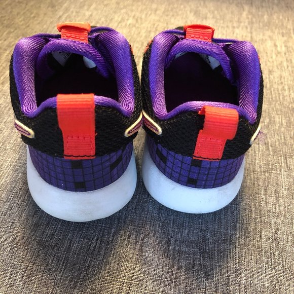 NIKE shoes slip-on, toddler Size 5C, flexible rubber soles, black & multi-color - Picture 6 of 7